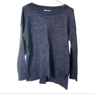 Old Navy Sweater. Size M.